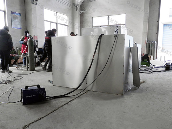 餐饮室外废水成套隔油池设备使用方法
